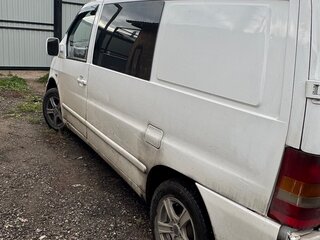 2001 Mercedes-Benz Vito I (W638), белый, 620000 рублей, вид 2