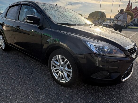 2008 Ford Focus II Рестайлинг, чёрный - вид 1