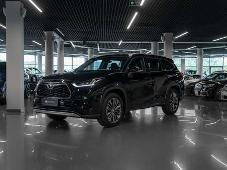 Toyota Highlander IV (XU70)