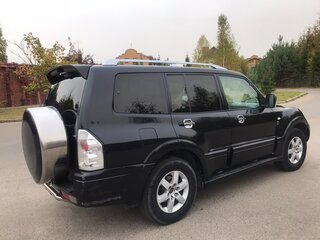 2006 Mitsubishi Pajero III Рестайлинг, чёрный, 1100000 рублей, вид 5