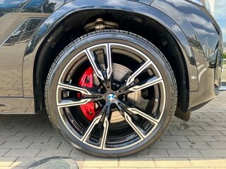 2024 BMW X6 30d III (G06) Рестайлинг, чёрный, 12700000 рублей, вид 4