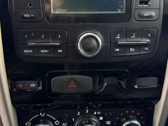 2014 Renault Duster I, серый, 850000 рублей - вид 9
