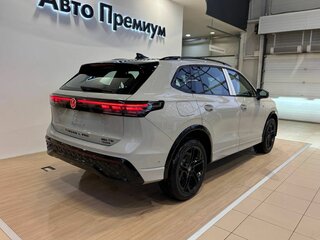 2026 Volkswagen Tiguan L Pro III (China Market), бежевый, 5099000 рублей, вид 5