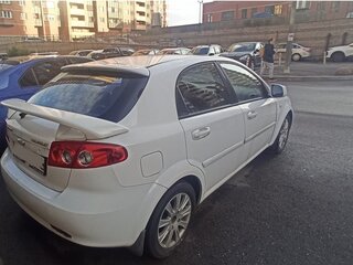 2011 Chevrolet Lacetti I, белый, 400000 рублей, вид 4