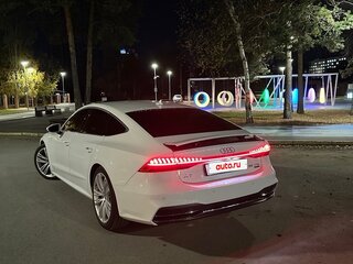 2018 Audi A7 55 TFSI II (4K), белый, 5500000 рублей, вид 3