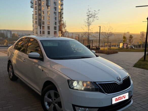2014 Skoda Rapid I, белый, 890000 рублей - вид 2