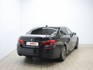 2013 BMW 5 серии 520i VI (F10/F11/F07) Рестайлинг, чёрный, 999999 рублей, вид 5