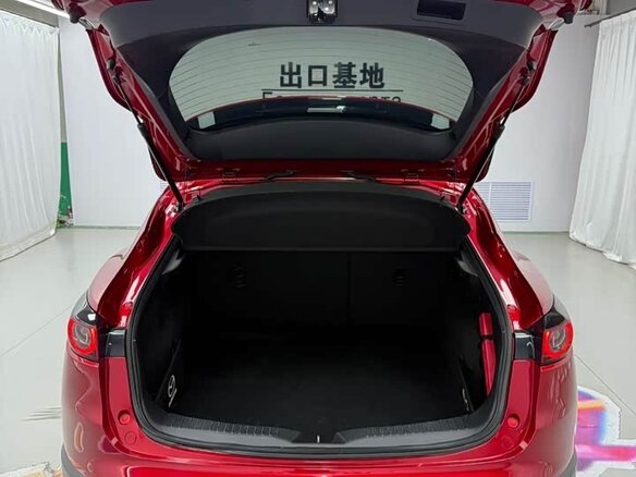 2023 Mazda CX-4 I Рестайлинг, красный, 1757000 рублей - вид 6