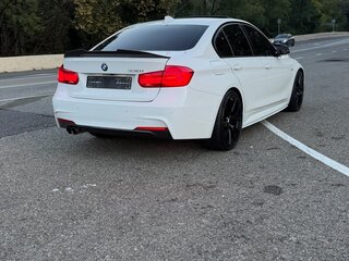 2018 BMW 3 серии 330i VI (F3x) Рестайлинг, белый, 3350000 рублей, вид 4