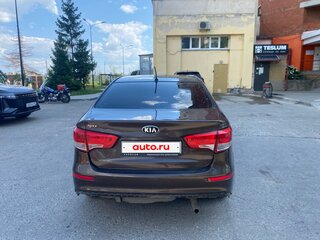 2015 Kia Rio III Рестайлинг, коричневый, 299000 рублей, вид 5