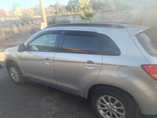 2012 Mitsubishi ASX I Рестайлинг, серебристый, 1550000 рублей, вид 2
