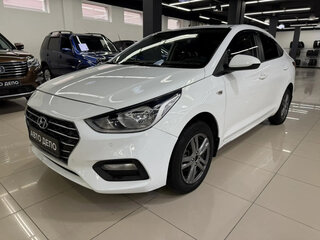 2018 Hyundai Solaris II, белый, 949000 рублей, вид 1