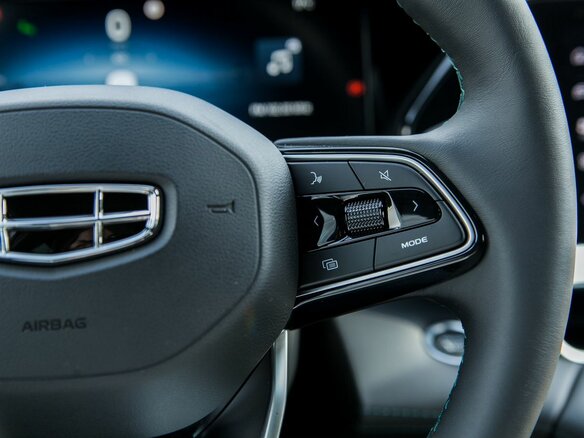 2026 Geely Monjaro I Рестайлинг, чёрный, 4905990 рублей - вид 18