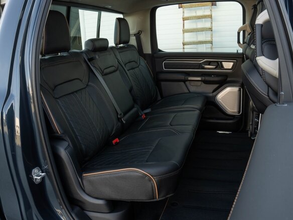 2026 Ram 1500 Crew Cab V Рестайлинг, синий, 10300000 рублей - вид 10