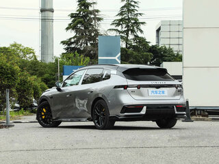 2026 Lynk & Co 07 GT I Рестайлинг, серебристый, 5500000 рублей, вид 5