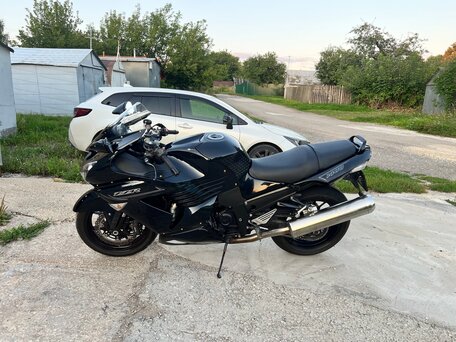 2011 Kawasaki ZZR 1400, чёрный, 699000 рублей, вид 4