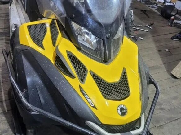 2012 Ski-Doo Skandic, жёлтый, 700000 рублей - вид 3