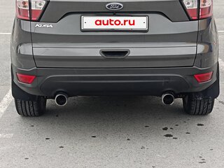 2018 Ford Kuga II Рестайлинг, серый, 1630000 рублей, вид 3