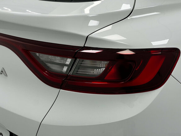 2021 Renault Arkana I, белый, 1270000 рублей - вид 5