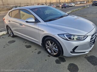 2017 Hyundai Elantra VI (AD), серебристый, 1522000 рублей, вид 4