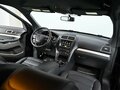 2017 Ford Explorer V Рестайлинг, чёрный, 1965000 рублей - вид 4