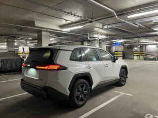 2026 Toyota RAV4 VI (XA60), белый, 4500000 рублей, вид 3