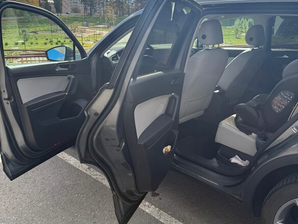 2018 Volkswagen Tiguan Allspace II, серый - вид 17