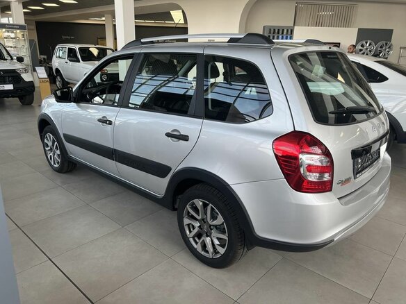 2026 Lada (ВАЗ) Granta Cross I Рестайлинг, серебристый, 1225000 рублей - вид 5