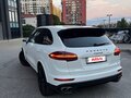 2016 Porsche Cayenne S II Рестайлинг (958), белый, 4080000 рублей - вид 3