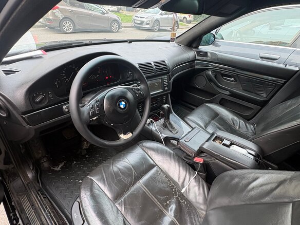 2003 BMW 5 серии 525i IV (E39) Рестайлинг, чёрный, 750000 рублей - вид 4