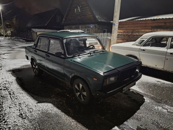 2008 Lada (ВАЗ) 2107, зелёный, 110000 рублей - вид 1