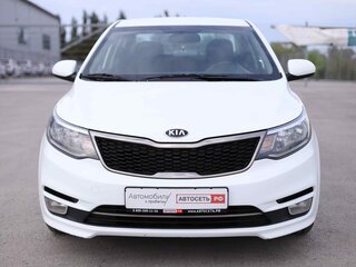 2016 Kia Rio III Рестайлинг, белый, 988000 рублей, вид 2
