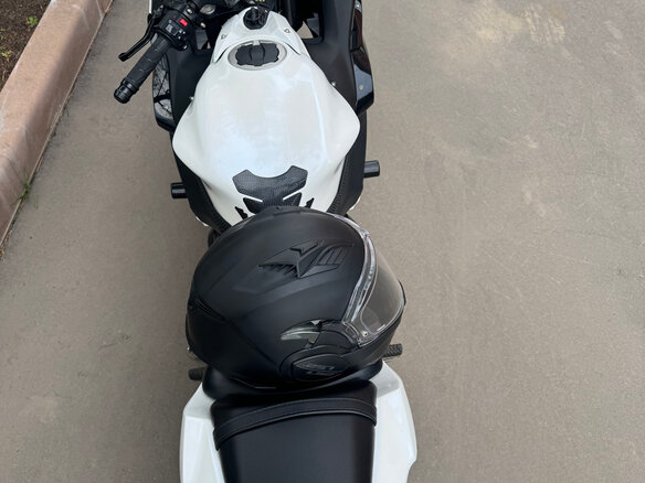 2017 Kawasaki ER-6F (Ninja 650R), белый, 700000 рублей - вид 7