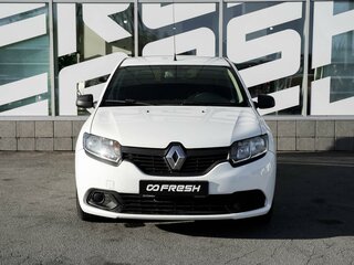 2017 Renault Logan II, белый, 490000 рублей, вид 3