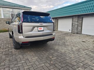 2022 Cadillac Escalade V, серый, 10500000 рублей, вид 5