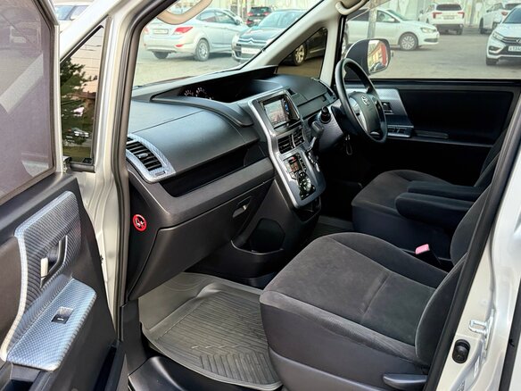 2010 Toyota Noah II (R70), серый - вид 20