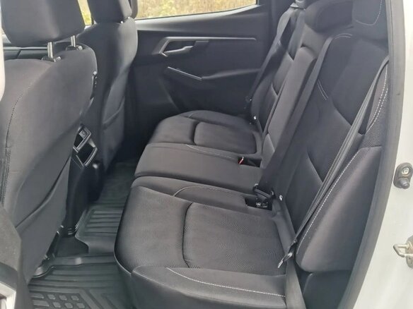 2021 Isuzu D-Max III, белый, 2800000 рублей - вид 22