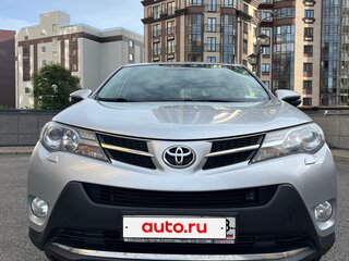 2013 Toyota RAV4 IV (XA40), серебристый, 1750000 рублей, вид 1