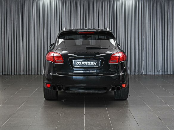 2014 Porsche Cayenne S Diesel II (958), чёрный, 3715000 рублей - вид 3