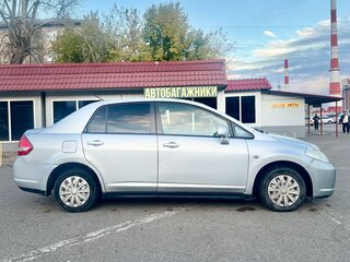 2005 Nissan Tiida Latio I, серый, 395000 рублей, вид 4