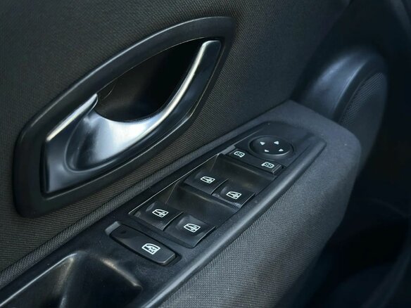 2010 Renault Fluence I, бежевый, 590000 рублей - вид 13