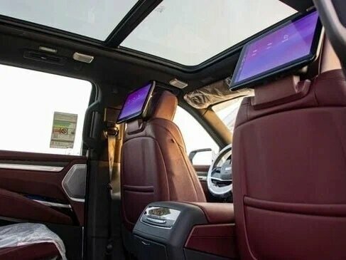 2025 Cadillac Escalade V Рестайлинг, чёрный, 26500000 рублей - вид 16