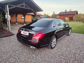 2019 Mercedes-Benz E-Класс 300 V (W213, S213, C238), чёрный, 4250000 рублей, вид 3