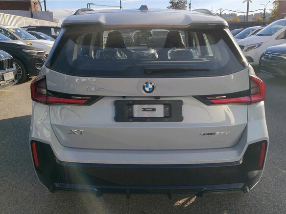 2026 BMW X1 Long 25Li xDrive III (U11/U12), серый, 5700000 рублей - вид 4