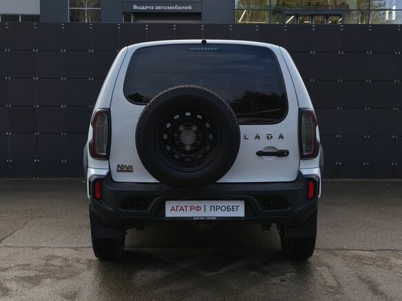 2021 Lada (ВАЗ) Niva, белый, 869000 рублей - вид 5