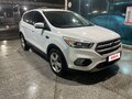 2017 Ford Kuga II Рестайлинг, белый, 1750000 рублей - вид 1