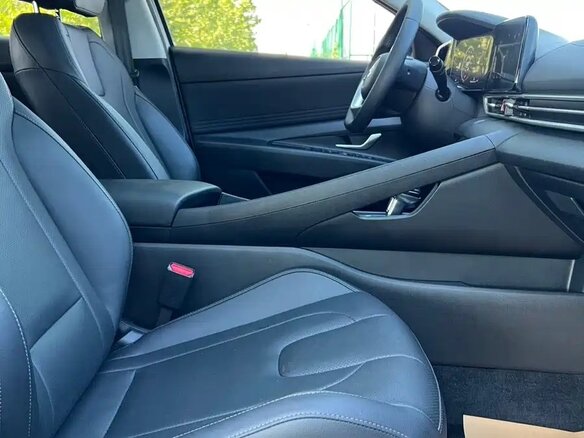 2022 Hyundai Elantra VII (CN7), белый - вид 17