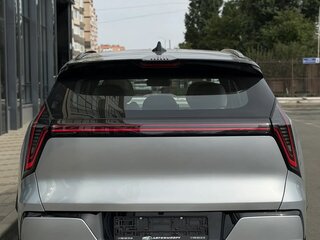 2026 Geely Atlas II, серебристый, 3050000 рублей, вид 5