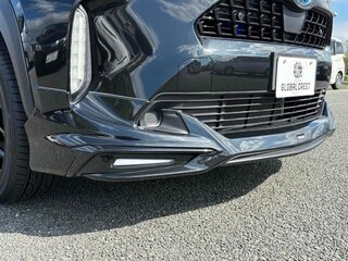 2023 Toyota Yaris Cross I, чёрный, 1540000 рублей, вид 3