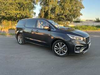 2020 Kia Carnival III, серый, 2630000 рублей, вид 4